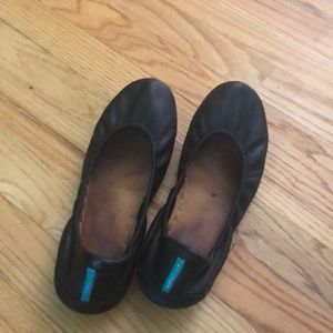 Black Tieks